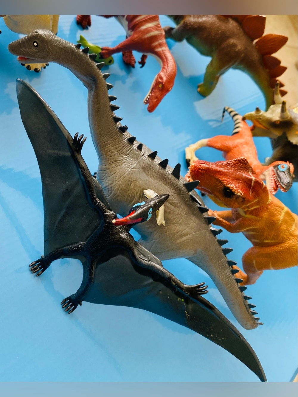 DINOSAURS SET of 9 + extra Dinos & snakes! - Picture 6 of 9